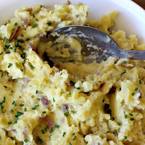 Alfredo Potatoes | Can't Stay Out of the Kitchen | one of the most enjoyable ways to enjoy #MashedPotatoes ever! Terrific for #holiday or company dinners. #potatoes #AlfredoSauce #AlfredoPotatoes
