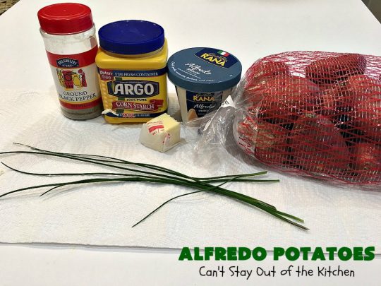Alfredo Potatoes | Can't Stay Out of the Kitchen | one of the most enjoyable ways to enjoy #MashedPotatoes ever! Terrific for #holiday or company dinners. #potatoes #AlfredoSauce #AlfredoPotatoes