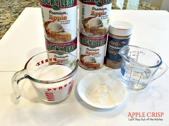 Apple Crisp | Can't Stay Out of the Kitchen | this dynamic #dessert is also fantastic served for #breakfast! Uses #LuckyLeaf #applepiefilling and has a streusel topping. #apples