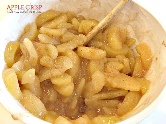 Apple Crisp | Can't Stay Out of the Kitchen | this dynamic #dessert is also fantastic served for #breakfast! Uses #LuckyLeaf #applepiefilling and has a streusel topping. #apples