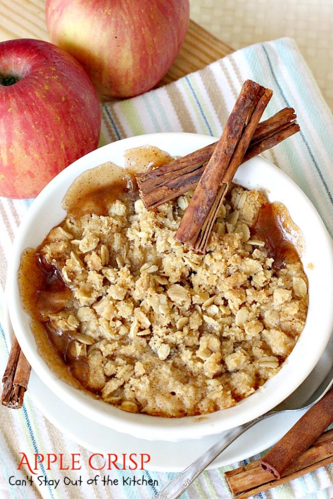 Apple Crisp | Can't Stay Out of the Kitchen | this dynamic #dessert is also fantastic served for #breakfast! Uses #LuckyLeaf #applepiefilling and has a streusel topping. #apples