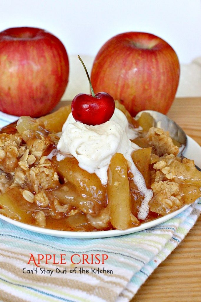 Apple Crisp | Can't Stay Out of the Kitchen | this dynamic #dessert is also fantastic served for #breakfast! Uses #LuckyLeaf #applepiefilling and has a streusel topping. #apples