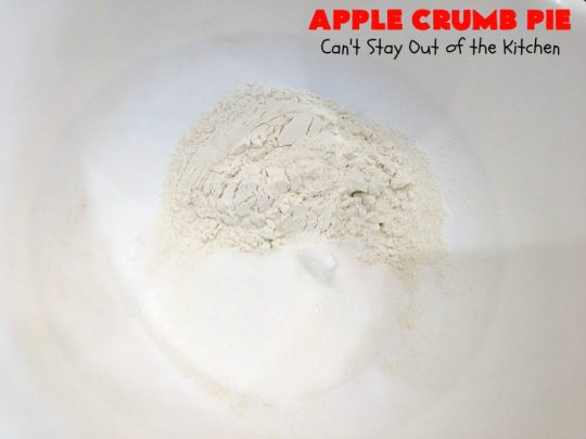 Apple Crumb Pie | Can't Stay Out of the Kitchen | my Mom's fantastic old-fashioned #recipe. Great for family, company or #holiday dinners. #Christmas #Thanksgiving #pie #AppleCrumbPie