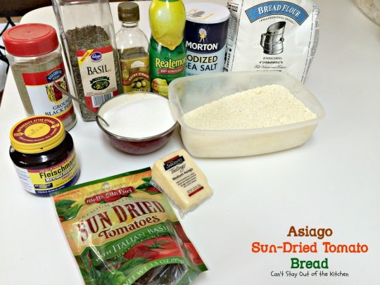 Asiago Sun-Dried Tomato Bread | Can't Stay Out of the Kitchen | delicious #bread that's so easy to make because it's made in the #breadmaker! #sun-driedtomatoes #asiagocheese