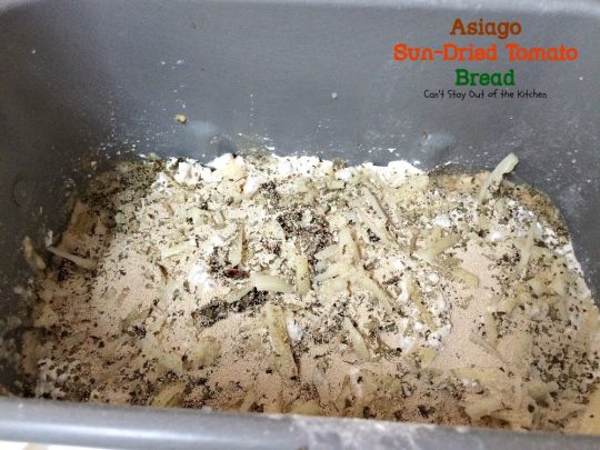 Asiago Sun-Dried Tomato Bread | Can't Stay Out of the Kitchen | delicious #bread that's so easy to make because it's made in the #breadmaker! #sun-driedtomatoes #asiagocheese