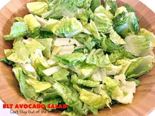 BLT Avocado Salad | Can't Stay Out of the Kitchen | we loved this delicious #bacon, lettuce & #tomato #salad with #avocados. So filling and satisfying. I made it healthier by using uncured, nitrate-free bacon & homemade #glutenfree croutons.