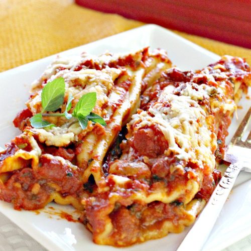 Baked Manicotti | Can't Stay Out of the Kitchen | BEST #manicotti recipe ever! This one uses #mozzarella #cheese instead of ricotta. It makes a terrific #holiday or company #pasta entree. #beef