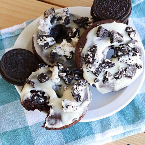Baked Oreo Donuts | Can't Stay Out of the Kitchen | these fantastic homemade #donuts are absolutely irresistible. They're filled with #OreoCookies & #chocolate extract. The donuts are glazed with a #CreamCheese icing plus more #OreoCookieCrumbs. Perfect for a #holiday #breakfast or #brunch like #Thanksgiving, #Christmas or #NewYearsDay. #HolidayBreakfast #BakedOreoDonuts