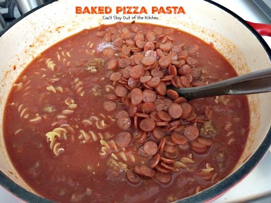 Baked Pizza Pasta | Can't Stay Out of the Kitchen | fabulous #pasta dish that's like eating #pizza in casserole form. #cheese #ItalianSausage #pepperoni