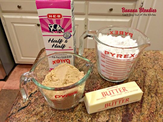 Banana Blondies | Can't Stay Out of the Kitchen | these scrumptious #brownies are to die for! The #frosting is fabulous. #bananas #cookie #dessert