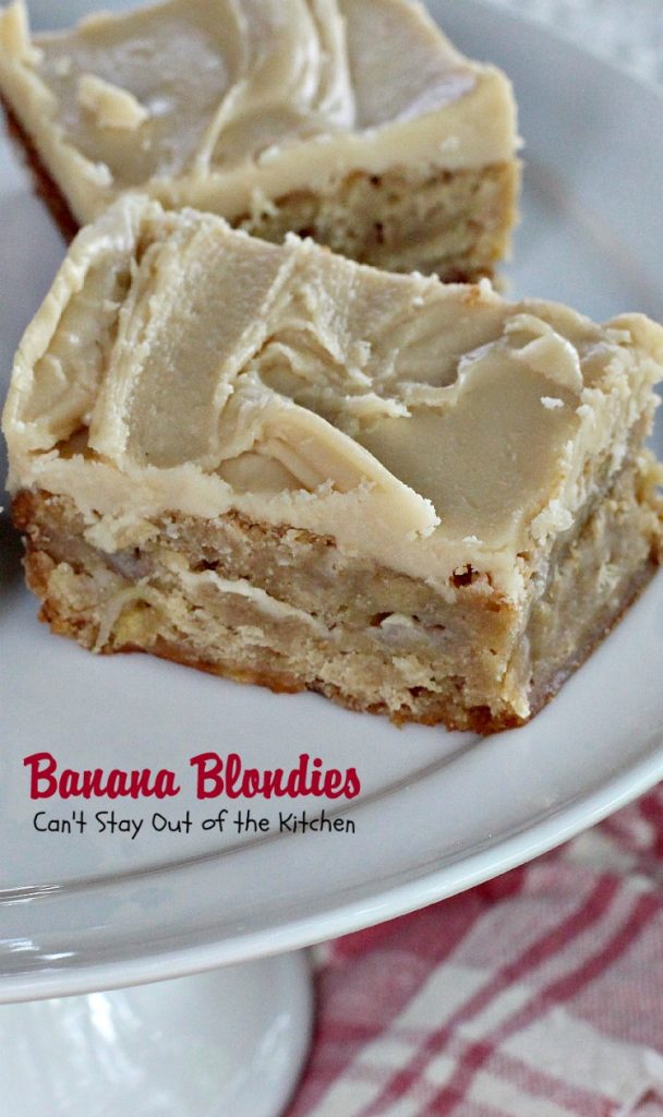 Banana Blondies | Can't Stay Out of the Kitchen | these scrumptious #brownies are to die for! The #frosting is fabulous. #bananas #cookie #dessert