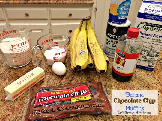 Banana Chocolate Chip Muffins | Can't Stay Out of the Kitchen | One bite of these #muffins will have you drooling! Great for #breakfast or #dessert! #bananas #chocolate #chocolatechips