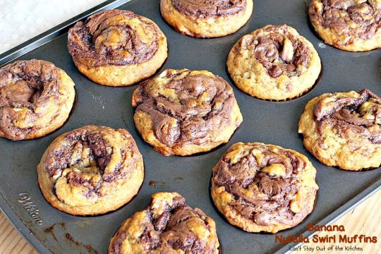 Banana Nutella Swirl Muffins | Can't Stay Out of the Kitchen | these #muffins are divine! You won't be able to stop eating them. Great for a #holiday #breakfast, too. #bananas #almonds #nutella