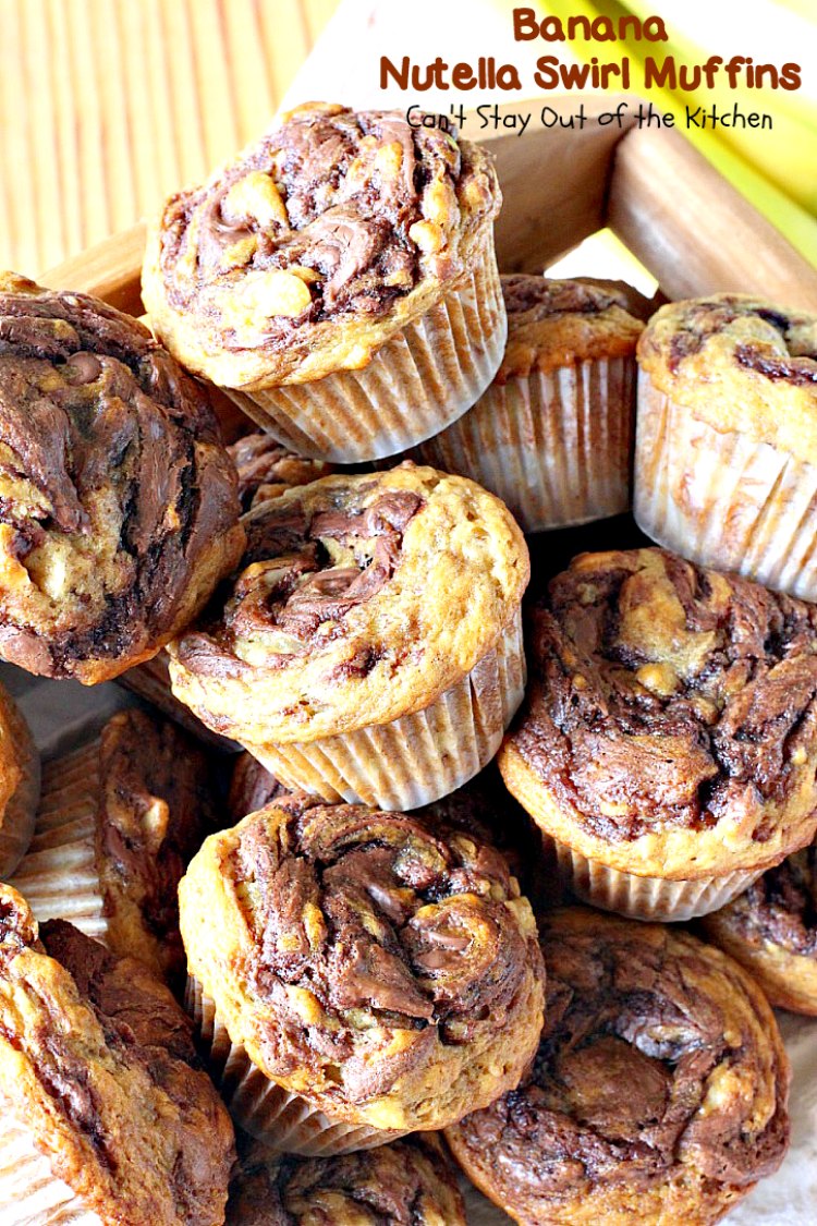 Banana Nutella Swirl Muffins | Can't Stay Out of the Kitchen | these #muffins are divine! You won't be able to stop eating them. Great for a #holiday #breakfast, too. #bananas #almonds #nutella