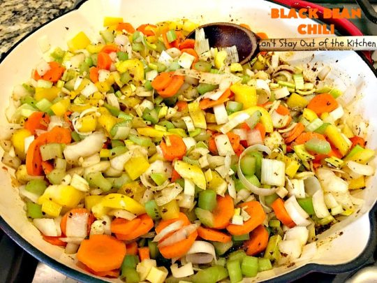 Black Bean Chili | Can't Stay Out of the Kitchen | fabulous #blackbean #chili recipe that's perfect for cold, winter days. It's healthy, #vegan, #glutenfree & #cleaneating. #TexMex #soup #MeatlessMondays