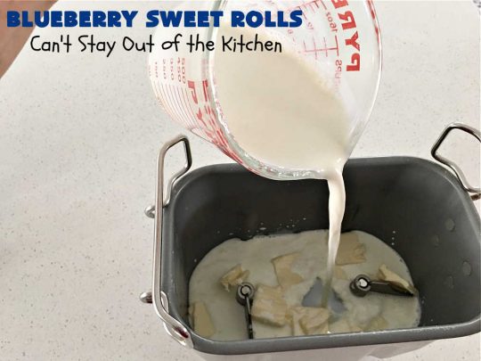 Blueberry Sweet Rolls | Can't Stay Out of the Kitchen | the most awesome #SweetRolls ever! These heavenly #rolls are filled with fresh #blueberries & iced with a luscious #buttercream frosting. Every bite will have you drooling! On top of that you don't have to hand-knead the dough! Great for a weekend, company or #holiday #breakfast. #HolidayBreakfast #ValentinesDay #brunch #BlueberrySweetRolls
