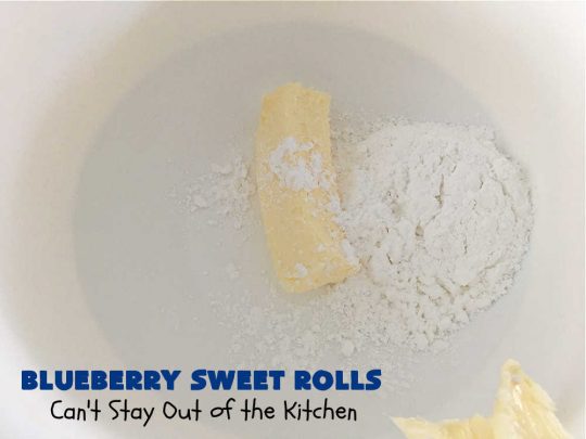 Blueberry Sweet Rolls | Can't Stay Out of the Kitchen | the most awesome #SweetRolls ever! These heavenly #rolls are filled with fresh #blueberries & iced with a luscious #buttercream frosting. Every bite will have you drooling! On top of that you don't have to hand-knead the dough! Great for a weekend, company or #holiday #breakfast. #HolidayBreakfast #ValentinesDay #brunch #BlueberrySweetRolls