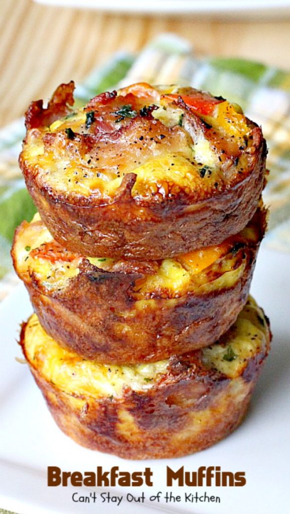 Breakfast Muffins | Can't Stay Out of the Kitchen | these #muffins are so cute and irresistible. They have a #hashbrown crust filled with #bacon #eggs and #cheese. Every mouthful is so scrumptious you won't want to stop at just one! #glutenfree #breakfast 