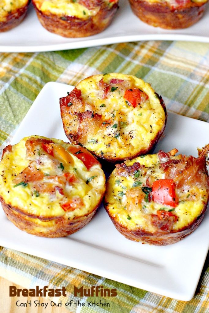 Breakfast Muffins | Can't Stay Out of the Kitchen | these #muffins are so cute and irresistible. They have a #hashbrown crust filled with #bacon #eggs and #cheese. Every mouthful is so scrumptious you won't want to stop at just one! #glutenfree #breakfast 