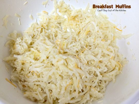 Breakfast Muffins | Can't Stay Out of the Kitchen | these #muffins are so cute and irresistible. They have a #hashbrown crust filled with #bacon #eggs and #cheese. Every mouthful is so scrumptious you won't want to stop at just one! #glutenfree #breakfast 
