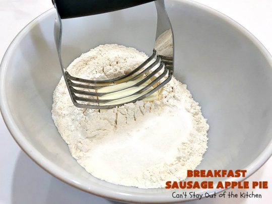 Breakfast Sausage Apple Pie | Can't Stay Out of the Kitchen | This is my favorite #breakfast #pie. It's filled with #sausage, #ApplePieFilling, #CheddarCheese & a delicious streusel topping. It's hearty, filling & satisfying comfort food that's terrific for a #holiday breakfast like #MemorialDay or #FathersDay. #BreakfastPie #SausageApplePie #BreakfastSausageApplePie FathersDayBreakfast #HolidayBreakfast