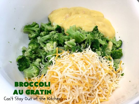 Broccoli Au Gratin | Can't Stay Out of the Kitchen | fantastic 4-ingredient #SideDish that's perfect for #holidays or company. Easy & delicious. #broccoli #CheddarCheese #RitzCrackers #BroccoliAuGratin