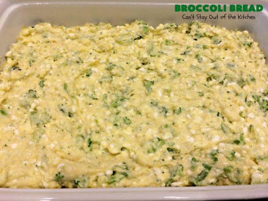 Broccoli Bread | Can't Stay Out of the Kitchen | this delicious #broccoli #cornbread is terrific as a side for soups & chili. Quick, easy and so delicious. #bread #BroccoliBread #cornmeal #cheese