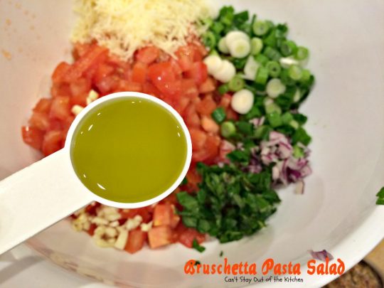 Bruschetta Pasta Salad | Can't Stay Out of the Kitchen | this amazing #salad combines the best of #bruschetta with #pasta for one of the most spectacular #pastasalad recipes ever! #tomatoes