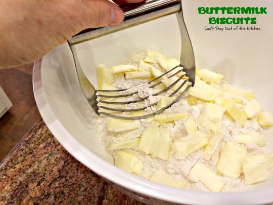 Buttermilk Biscuits | Can't Stay Out of the Kitchen | great #homemade #biscuits for #breakfast -- especially to serve with #sausage and gravy!
