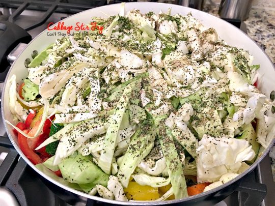 Cabbage Stir | Fry | Can't Stay Out of the Kitchen | this delicious #MeatlessMonday dish is filled with fresh veggies and herbs. Healthy, low calorie #clean-eating #glutenfree #vegan.