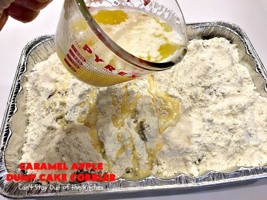 Caramel Apple Dump Cake Cobbler | Can't Stay Out of the Kitchen | this fantastic #cobbler uses only 5 ingredients & can be oven ready in 5 minutes! It's perfect for summer #holiday fun, potlucks, backyard Barbecues or #FathersDay. #dessert #dumpcake #apples #caramelapples