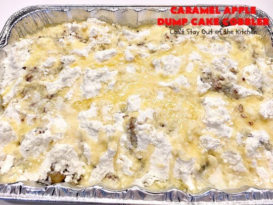 Caramel Apple Dump Cake Cobbler | Can't Stay Out of the Kitchen | this fantastic #cobbler uses only 5 ingredients & can be oven ready in 5 minutes! It's perfect for summer #holiday fun, potlucks, backyard Barbecues or #FathersDay. #dessert #dumpcake #apples #caramelapples