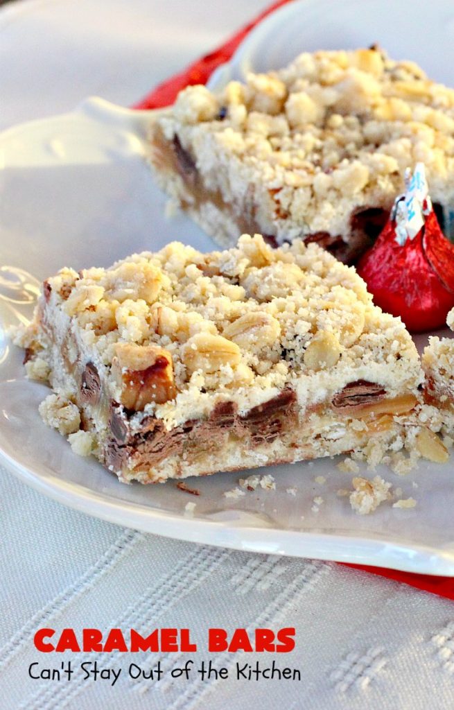 Caramel Bars (a.k.a. Turtle Bars) | Can't Stay Out of the Kitchen | these decadent & divine #brownies are like eating #TurtleCandies! They're filled with #chocolate chips, #caramels & pecans in a scrumptious streusel topping & crust. Perfect for #holiday baking & #Christmas #cookie exchanges.