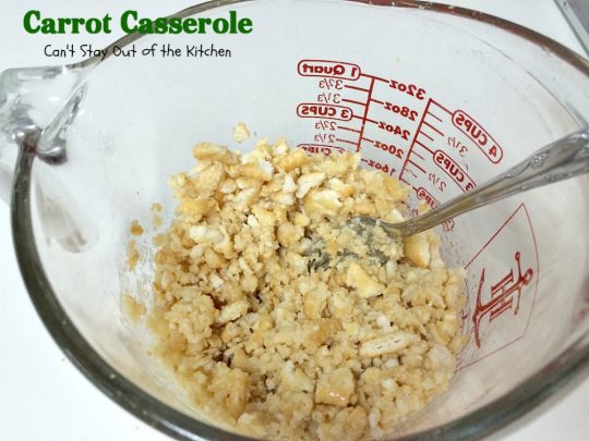 Carrot Casserole | Can't Stay Out of the Kitchen | this scrumptious #casserole makes a great #holiday side dish. You can make it in the #crockpot, too. #carrots 