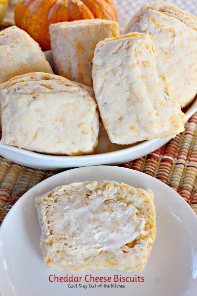 Cheddar Cheese Biscuits | Can't Stay Out of the Kitchen