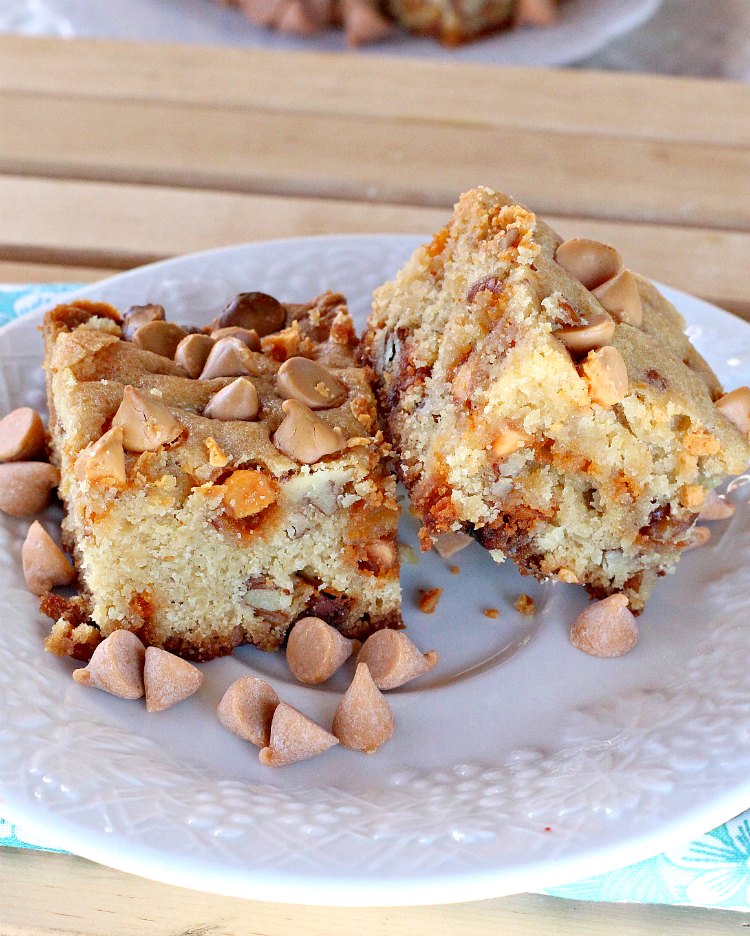 Chewy Butterscotch Brownies | Can't Stay Out of the Kitchen | #butterscotch lovers will love these amazing #brownies. Great for #tailgating parties, potlucks, backyard BBQs or #holiday #baking. #cookie #dessert #ButterscotchDessert#ButterscotchBrownies #FourthOfJuly #ChewyButterscotchBrownies