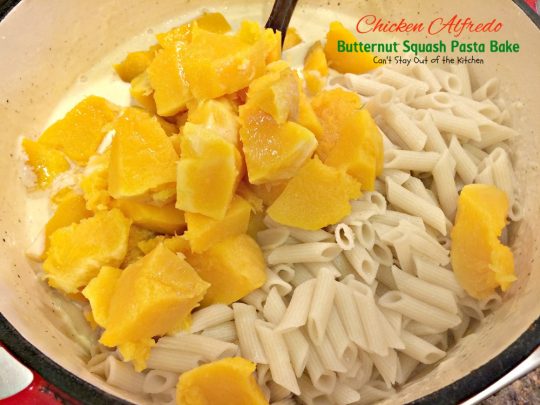 Chicken Alfredo Butternut Squash Pasta Bake | Can't Stay Out of the Kitchen | wonderful #alfredo dish even your kids will enjoy. Made with #chicken #butternutsquash and #glutenfree #pasta.