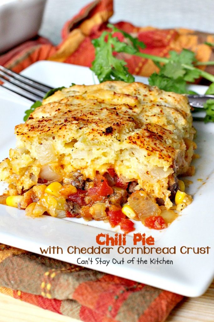 Chili Pie with Cheddar Cornbread Crust | Can't Stay Out of the Kitchen | fabulous "Tex-Mex #maindish that's like eating #chili and #cornbread together in #casserole form. It's absolutely wonderful. #glutenfree