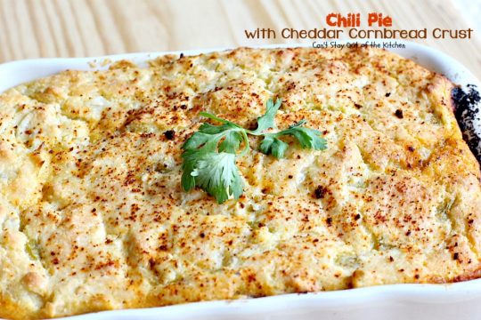 Chili Pie with Cheddar Cornbread Crust | Can't Stay Out of the Kitchen | fabulous "Tex-Mex #maindish that's like eating #chili and #cornbread together in #casserole form. It's absolutely wonderful. #glutenfree