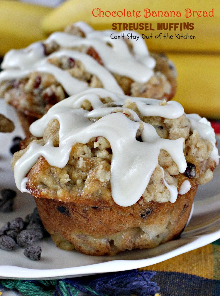 Chocolate Banana Bread Streusel Muffins | Can't Stay Out of the Kitchen