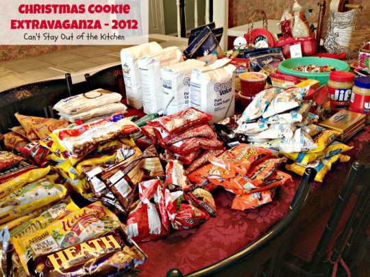 Christmas Cookie Extravaganza | Can't Stay Out of the Kitchen | 35 of the most scrumptious #Christmas #cookie recipes with tips for packing and shipping. #dessert