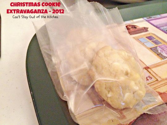 Christmas Cookie Extravaganza | Can't Stay Out of the Kitchen | 35 of the most scrumptious #Christmas #cookie recipes with tips for packing and shipping. #dessert