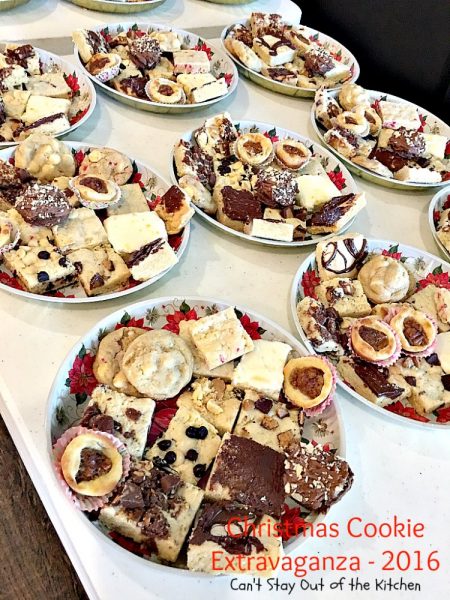 Christmas Cookie Extravaganza - 2016 | Can't Stay Out of the Kitchen | 36 family favorite #Christmas #cookie recipes. #dessert