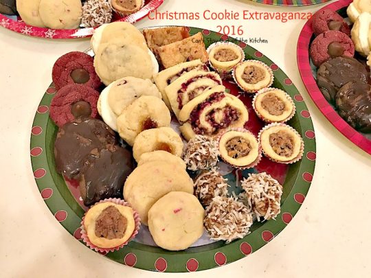 Christmas Cookie Extravaganza - 2016 | Can't Stay Out of the Kitchen | 36 family favorite #Christmas #cookie recipes. #dessert