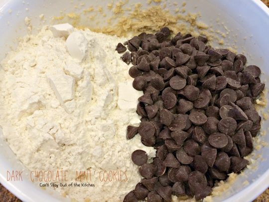 Dark Chocolate Mint Cookies | Can't Stay Out of the Kitchen | One of the best #chocolate #mint #cookies ever! #dessert
