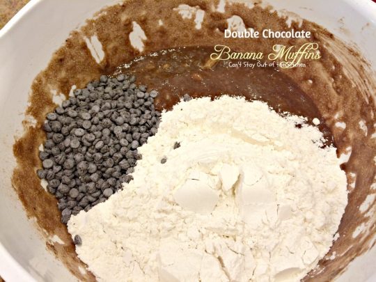 Double Chocolate Banana Muffins | Can't Stay Out of the Kitchen | these fabulous #breakfast #muffins have double the #chocolate flavor and sprinkled with sugar.