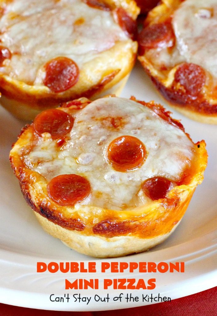 Double Pepperoni Mini Pizzas | Can't Stay Out of the Kitchen | this easy 5-ingredient miniature #pizza is fantastic. It's terrific for #tailgating, #NewYearsEve or #SuperBowl parties. #pepperoni #mozzarella
