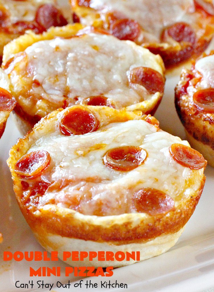 Double Pepperoni Mini Pizzas | Can't Stay Out of the Kitchen | this easy 5-ingredient miniature #pizza is fantastic. It's terrific for #tailgating, #NewYearsEve or #SuperBowl parties. #pepperoni #mozzarella