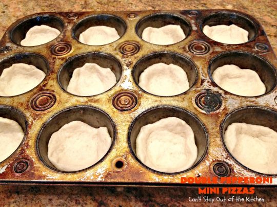 Double Pepperoni Mini Pizzas | Can't Stay Out of the Kitchen | this easy 5-ingredient miniature #pizza is fantastic. It's terrific for #tailgating, #NewYearsEve or #SuperBowl parties. #pepperoni #mozzarella