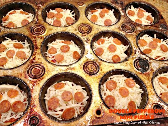 Double Pepperoni Mini Pizzas | Can't Stay Out of the Kitchen | this easy 5-ingredient miniature #pizza is fantastic. It's terrific for #tailgating, #NewYearsEve or #SuperBowl parties. #pepperoni #mozzarella